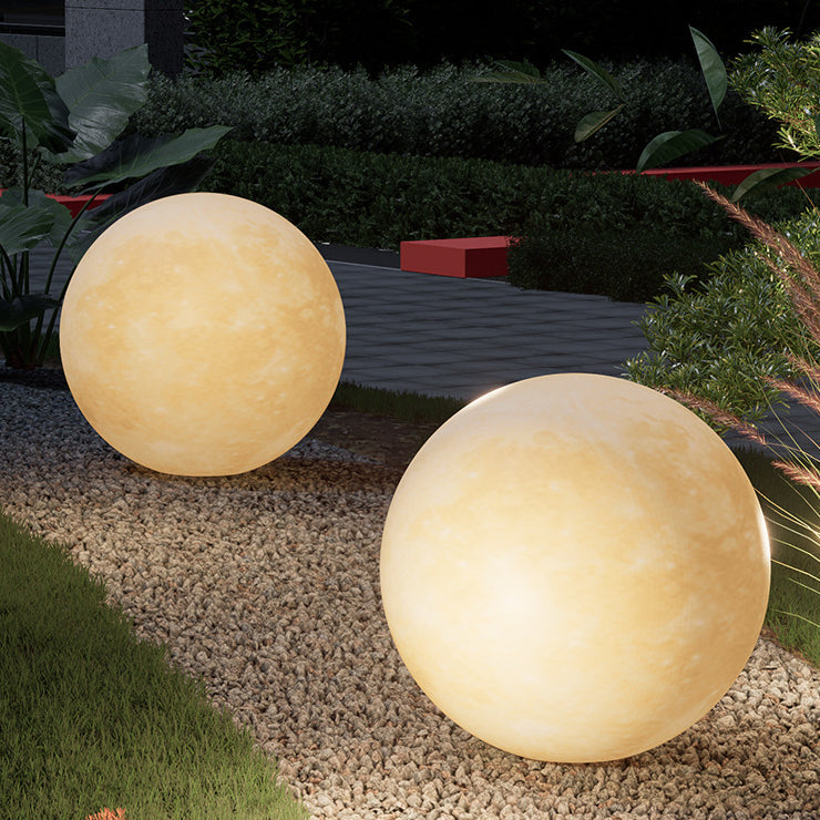 Vale Moon Solar Pendant, Warm Glow Hanging Solar Globe Garden Light for Pergola, Patio, Tree & Gazebo